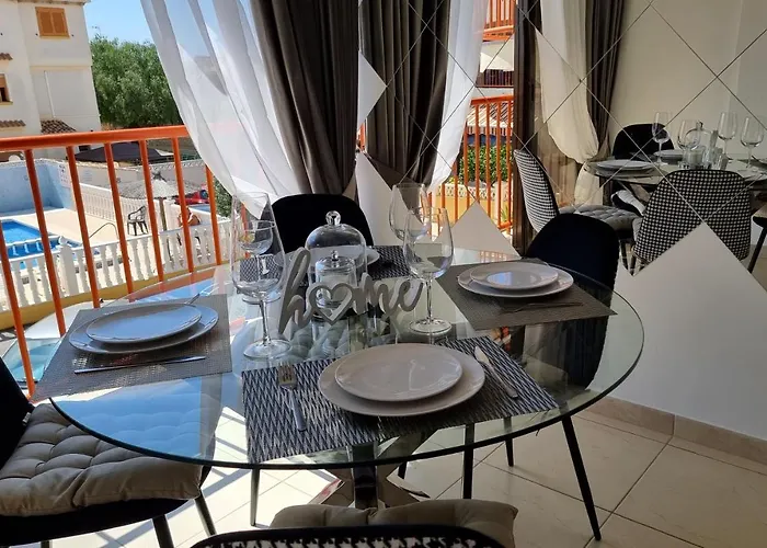 Sunny Apartament Near La Mata Beach